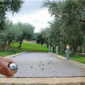 5 bedroom luxury villa with infinity pool, sea views and tennis court near Chania, sleeps 10